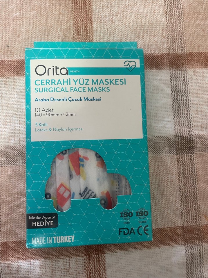 Çocuklar için renkli baskılı cerrahi yüz maskesi - Görsel 2