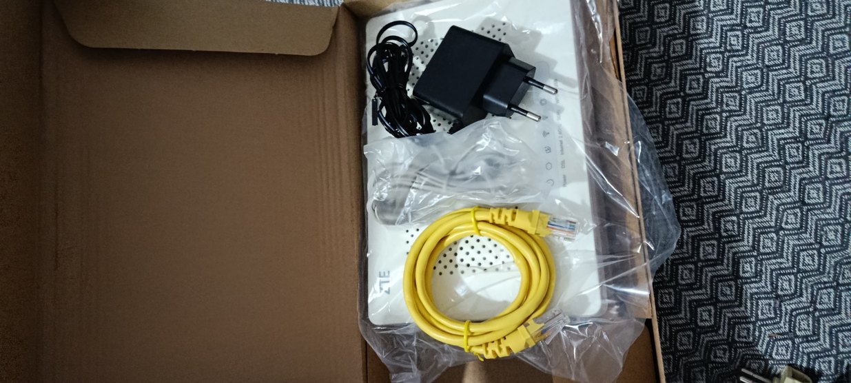 ZTE Beyaz Kablosuz İnternet Router - Görsel 5