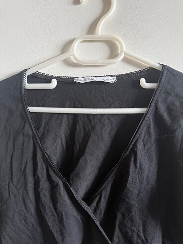 Bershka Siyah Crop