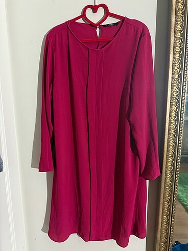 Pembe uzun elbise
