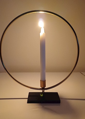 Altın Renkli Yuvarlak Şamdan - Görsel 3