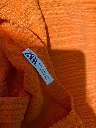 Zara Fırfırlı bluz/hırka