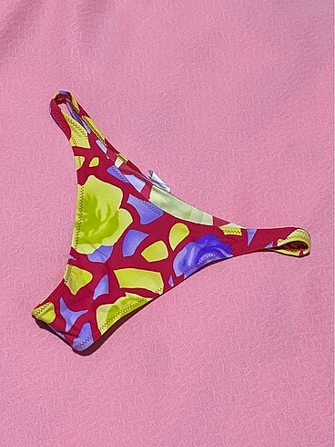 Tanga bikini altı