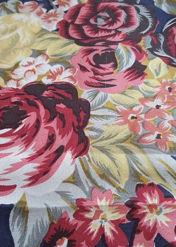 Çiçek Desenli Bohem Kadın İpek Şal - Görsel 3