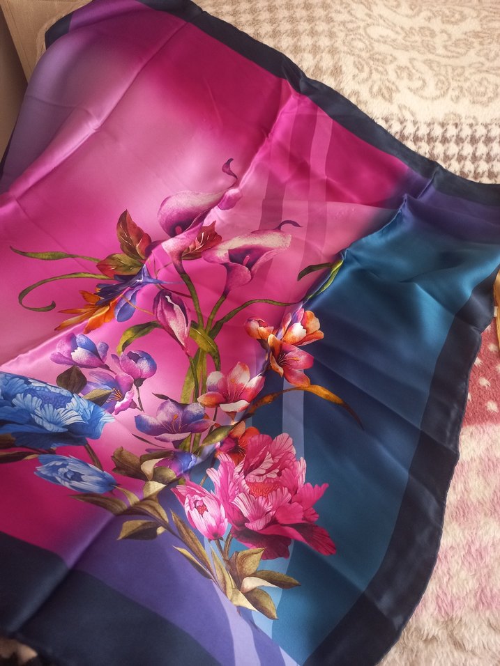 Kadın Çok Renkli ipek eşarp - Görsel 3