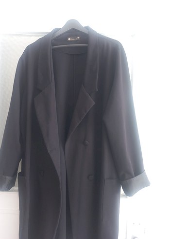 Siyah Uzun Kol Düğmeli Kadın Blazer
