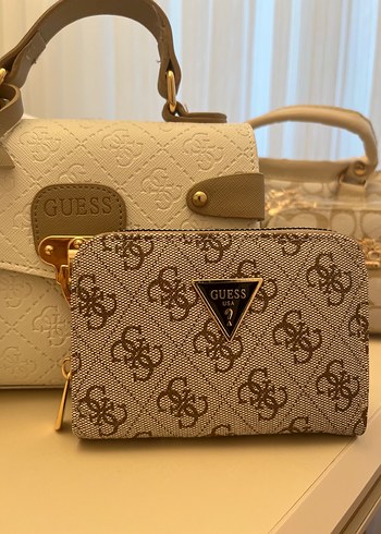 Guess Kadın Bej Baskılı Fermuarlı Cüzdan