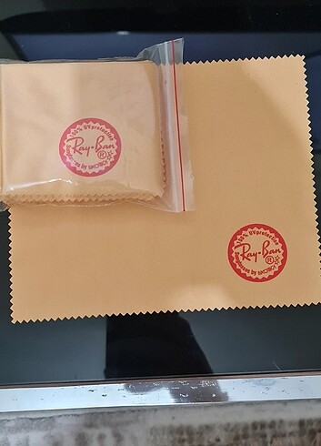RAYBAN GÖZLÜK BEZİ 15×18