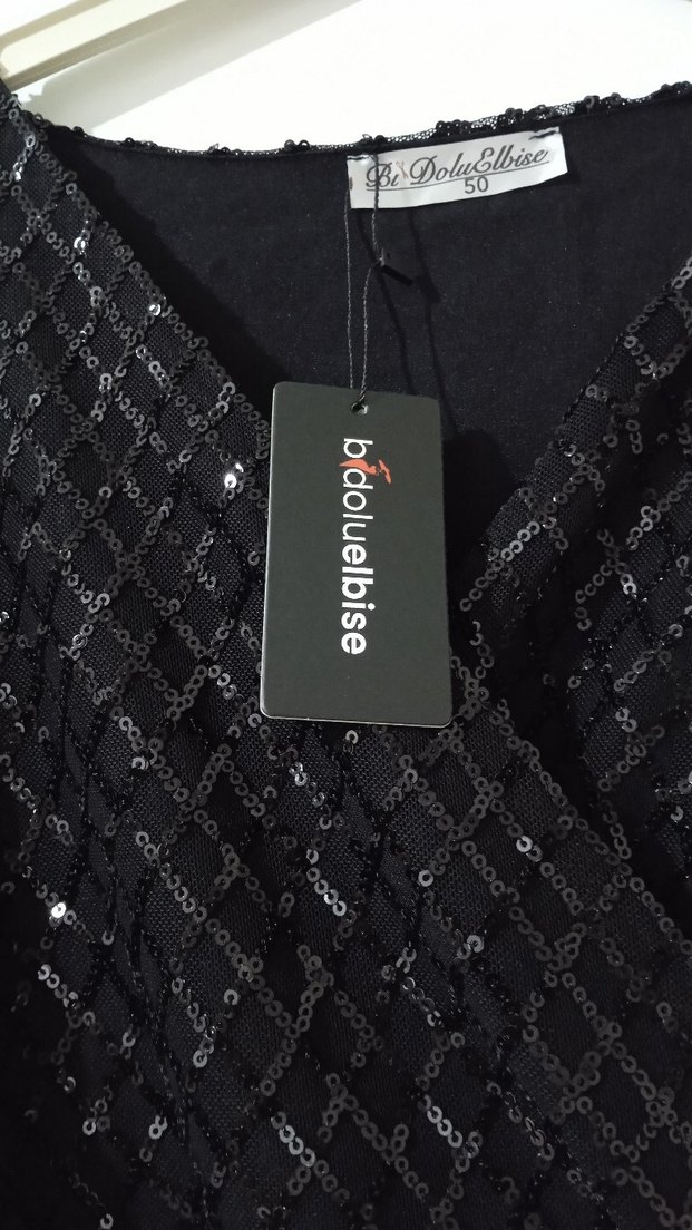 Siyah Uzun V Yaka Gotik Kadın Abiye Elbise - Görsel 4