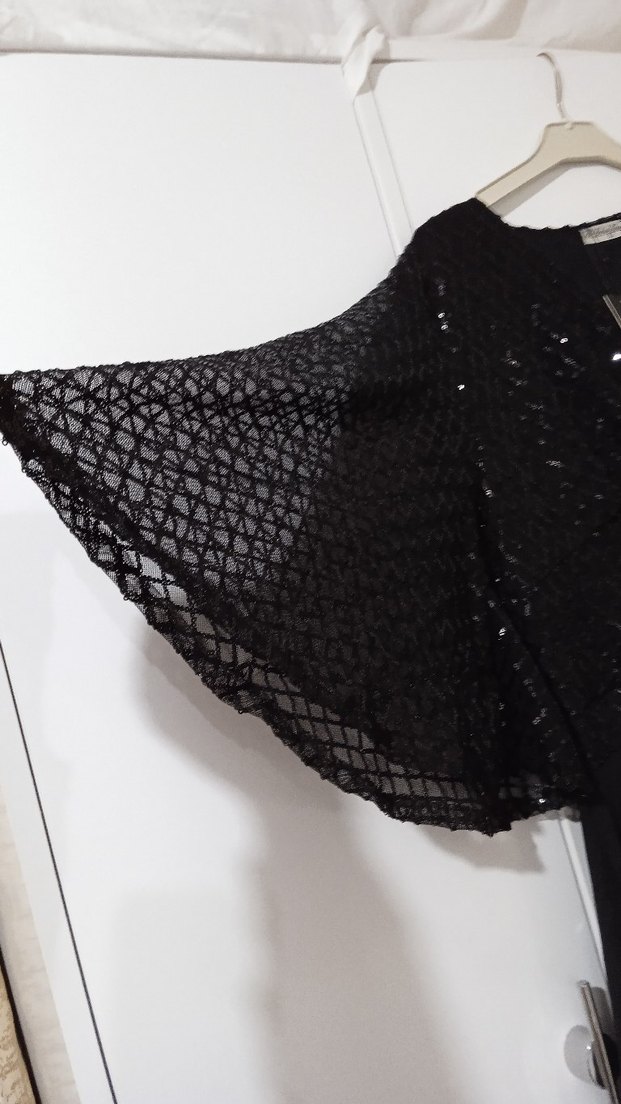 Siyah Uzun V Yaka Gotik Kadın Abiye Elbise - Görsel 3