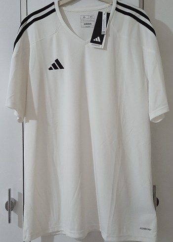 Adidas xl