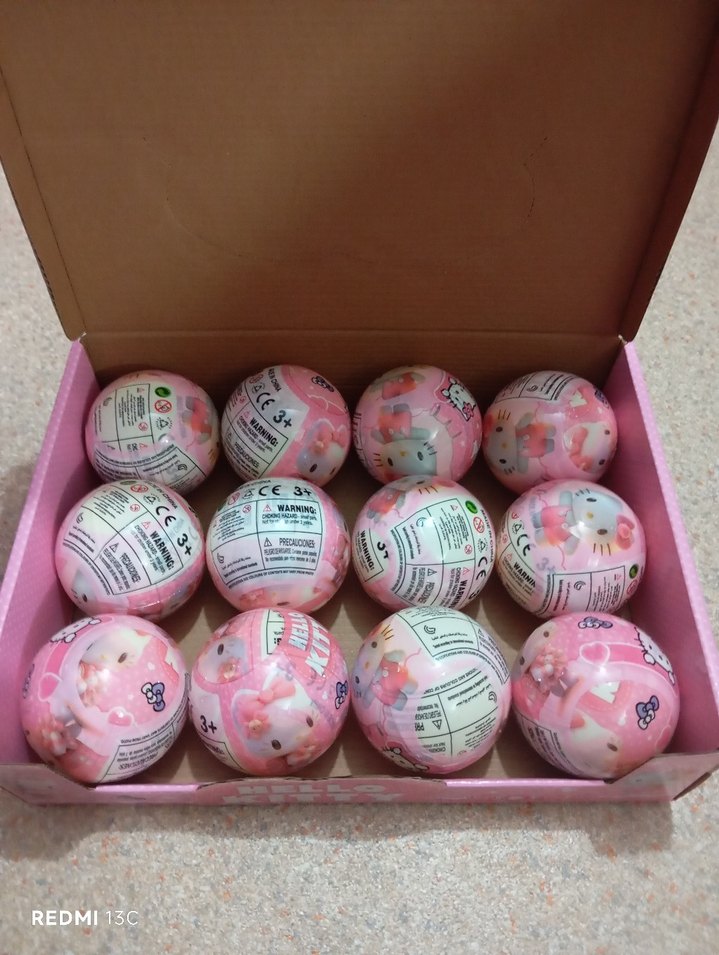 Hello Kitty sürpriz yumurta - Görsel 2