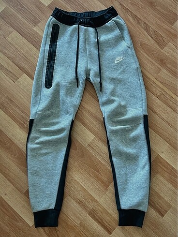 nike tech fleece