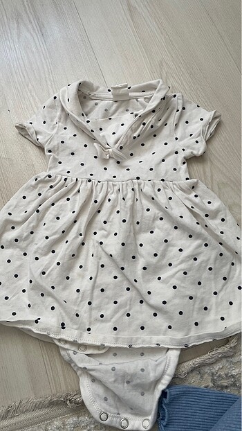 H&M Elbise
