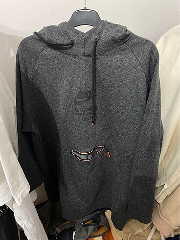 Nike sweatshirt
