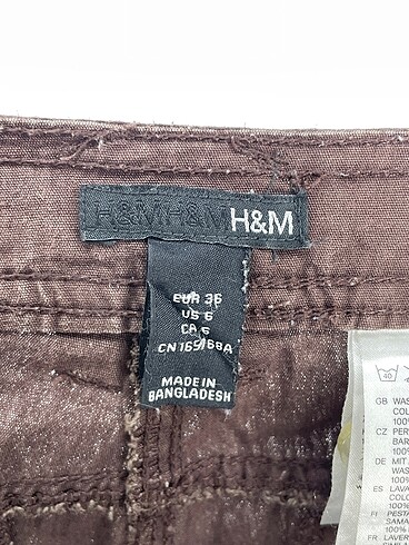 38 Beden kahverengi Renk H&M Mini Şort %70 İndirimli.