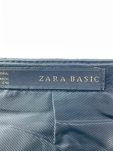 s Beden siyah Renk Zara Mini Etek %70 İndirimli.