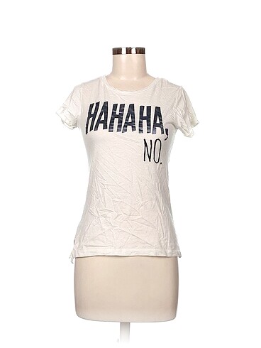 Koton T-shirt %70 İndirimli.