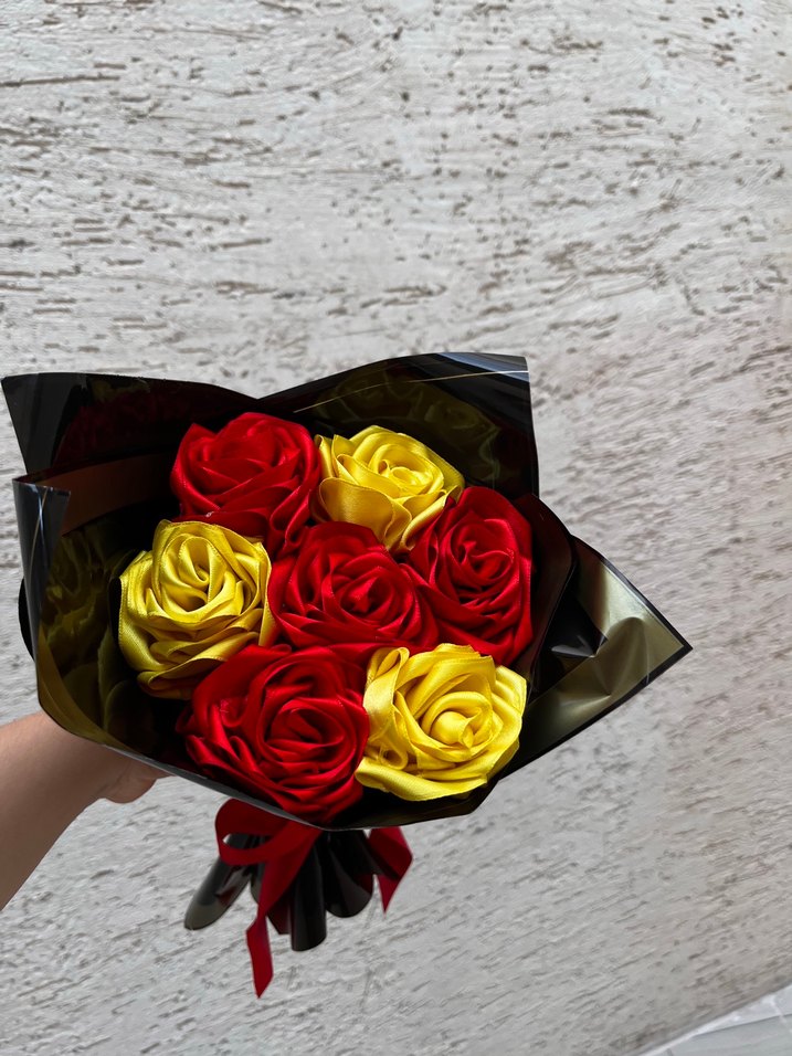 Renkli Gül Buketi Hediyesi - Görsel 2