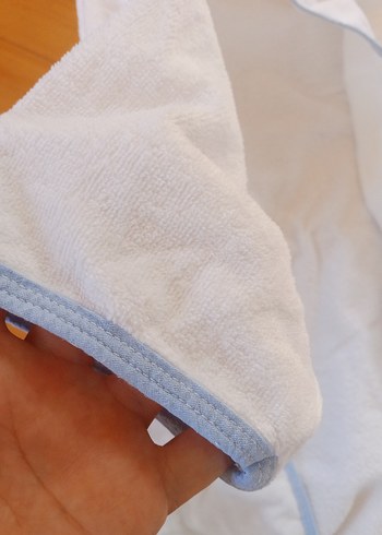 Beyaz Baskılı Erkek Çocuk Bornozu - Görsel 6