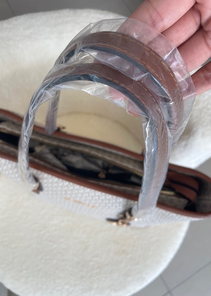 Michael Kors Büyük Kova Çanta - Görsel 3