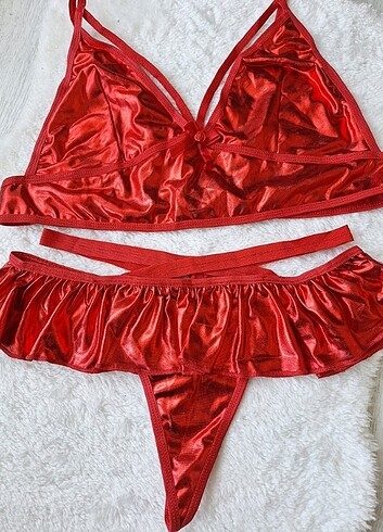 Bralet takım