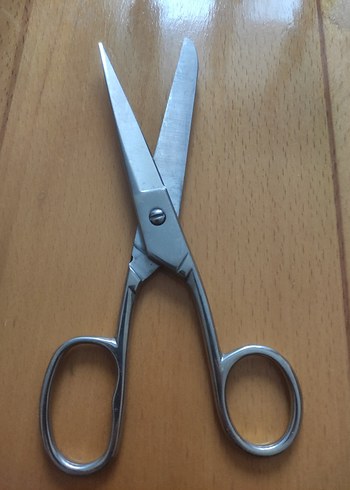 Çelik Makas Kaliteli ve Keskin - Görsel 4