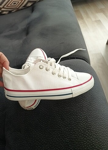 36 Beden Converse spor ayakkabı
