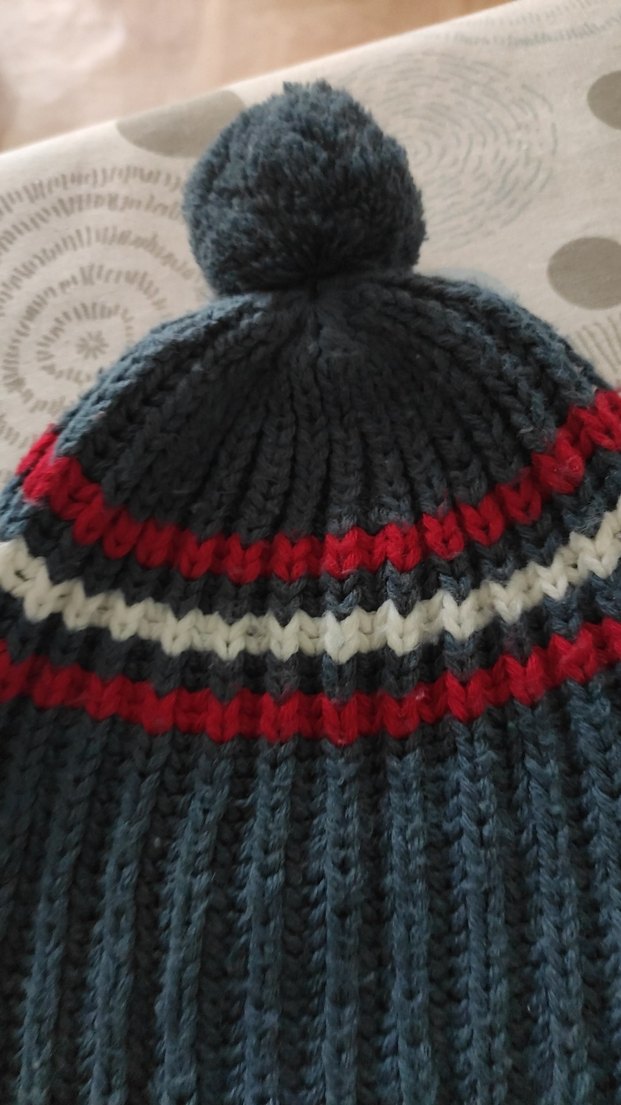 Kadın Gri Örgü Ponponlu Bere - Görsel 3