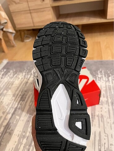35,5 Beden Orijinal nike bir kaç saat giydim