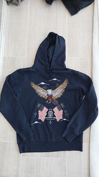Pull and Bear Hoodie