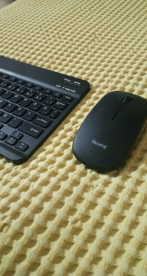 HEARTZ Siyah Kablosuz Klavye ve Mouse Seti - Görsel 3