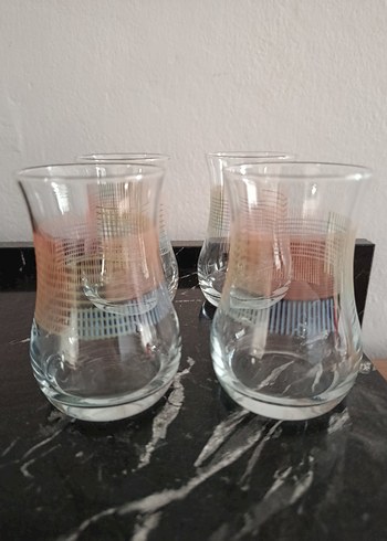Bej ve Gri Desenli 4'lü Çay Bardağı Seti