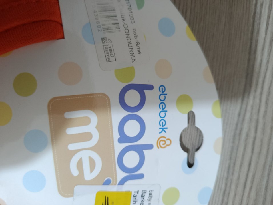 Turuncu Baskılı Bebek Önlüğü - Görsel 3