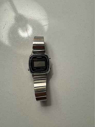 Casio Retro Saat