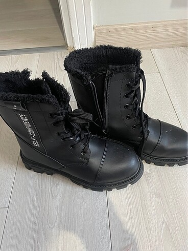 LC Waikiki Kışlık bot 36 numara