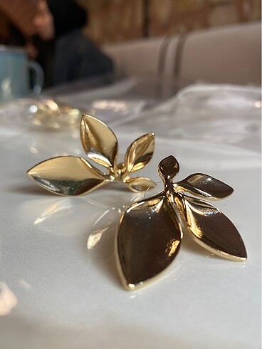 Gold küpe