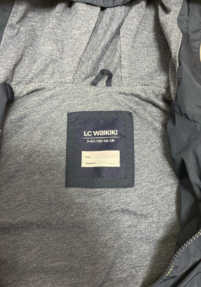 Kapüşonlu Mavi Erkek Çocuk Yağmurluk - Görsel 3