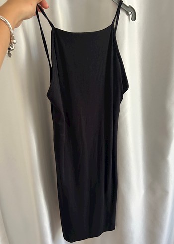 bershka siyah askılı elbise