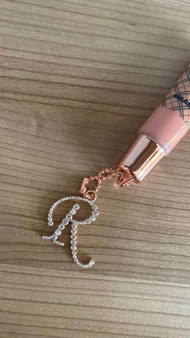 Revolution Mean Girls Gloss - Görsel 3