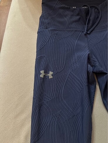 Diğer Danimarka'dan alındı Orjinal Under Armour - Yarım Tayt 0 - Hiç k