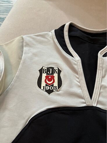s Beden Orjinal - Beşiktaş Kadın A Takım Maç Isınma Forması