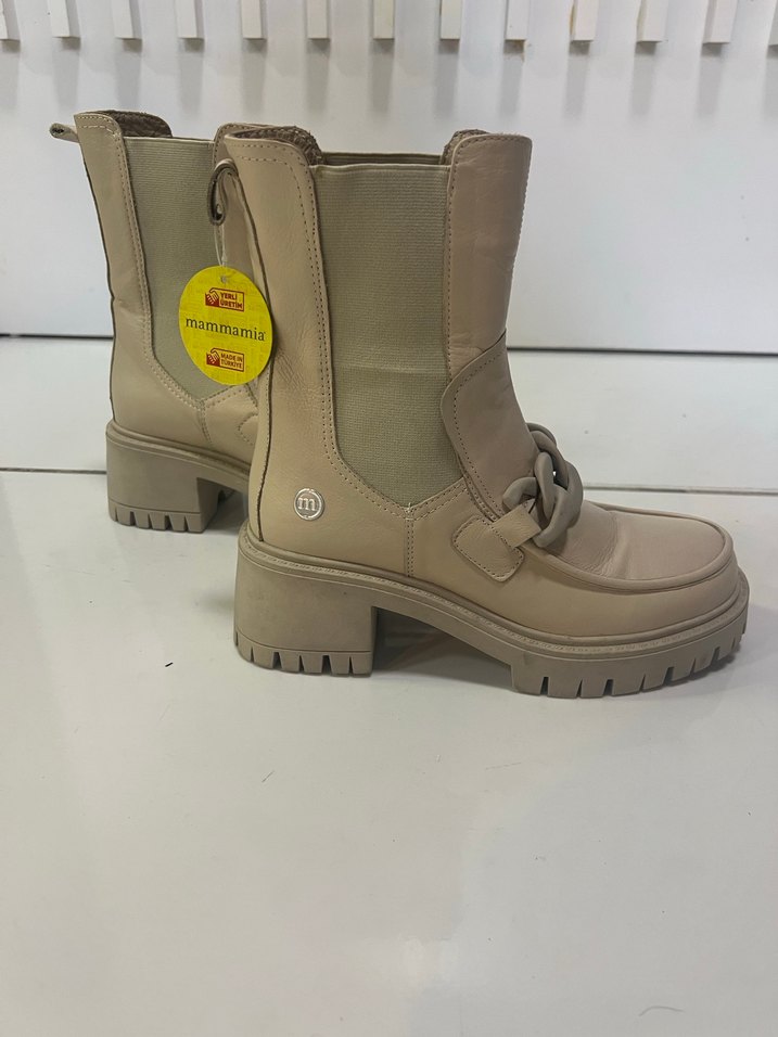 Mammamia Bej Deri Kadın Bot, Kalın Topuklu, Kemer Detaylı - Görsel 3