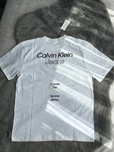 CK Tshirt oversize
