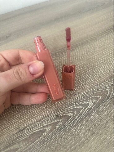 Beden çeşitli Renk ROM&ND GLOSS