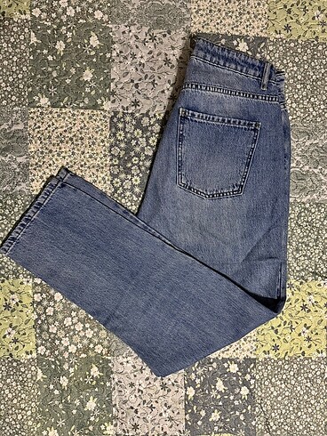 Mom Jeans
