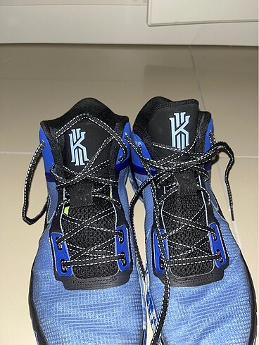 Kyrie flytrap 4
