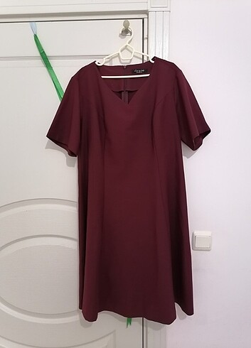 Bordo Elbise