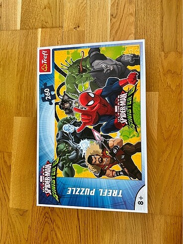 Trefl Puzzle Spiderman 260 Parça 8+