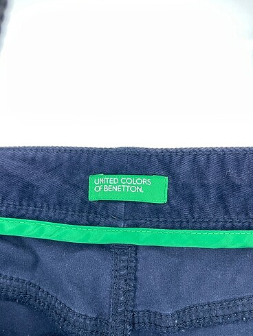 38 Beden lacivert Renk Benetton Jean / Kot %70 İndirimli.